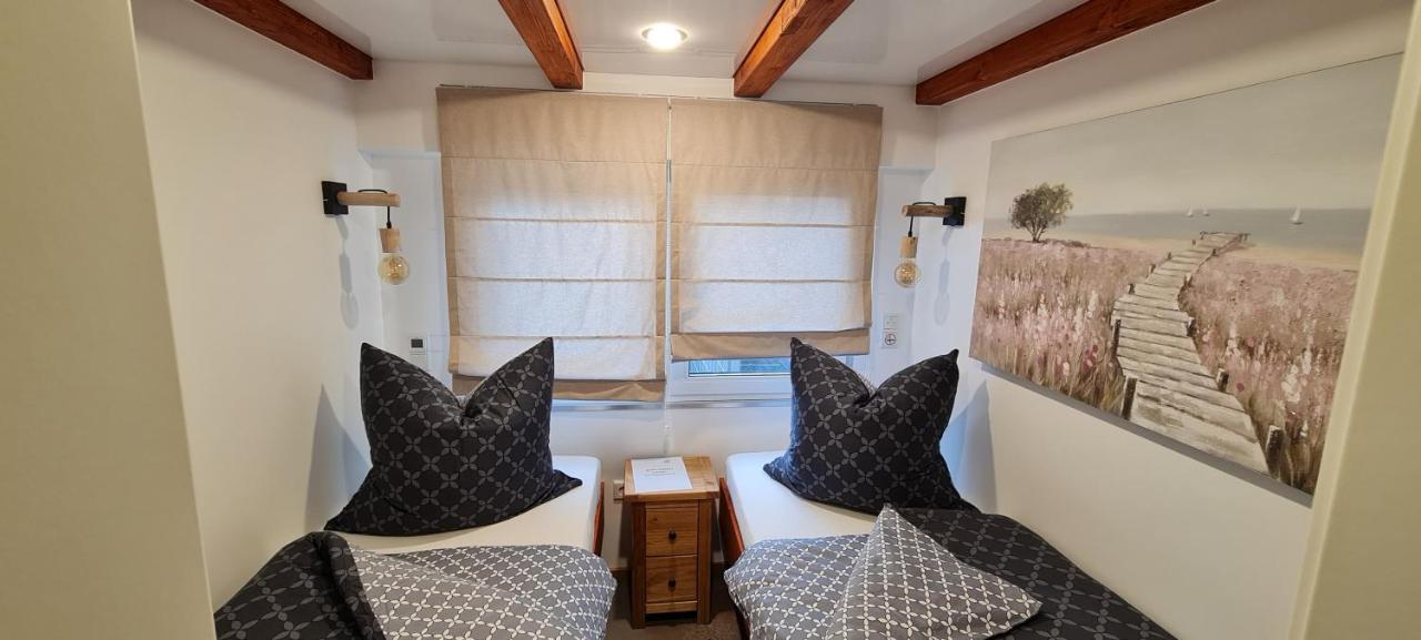 Ferienhaus Am See-2 Hungen Kültér fotó