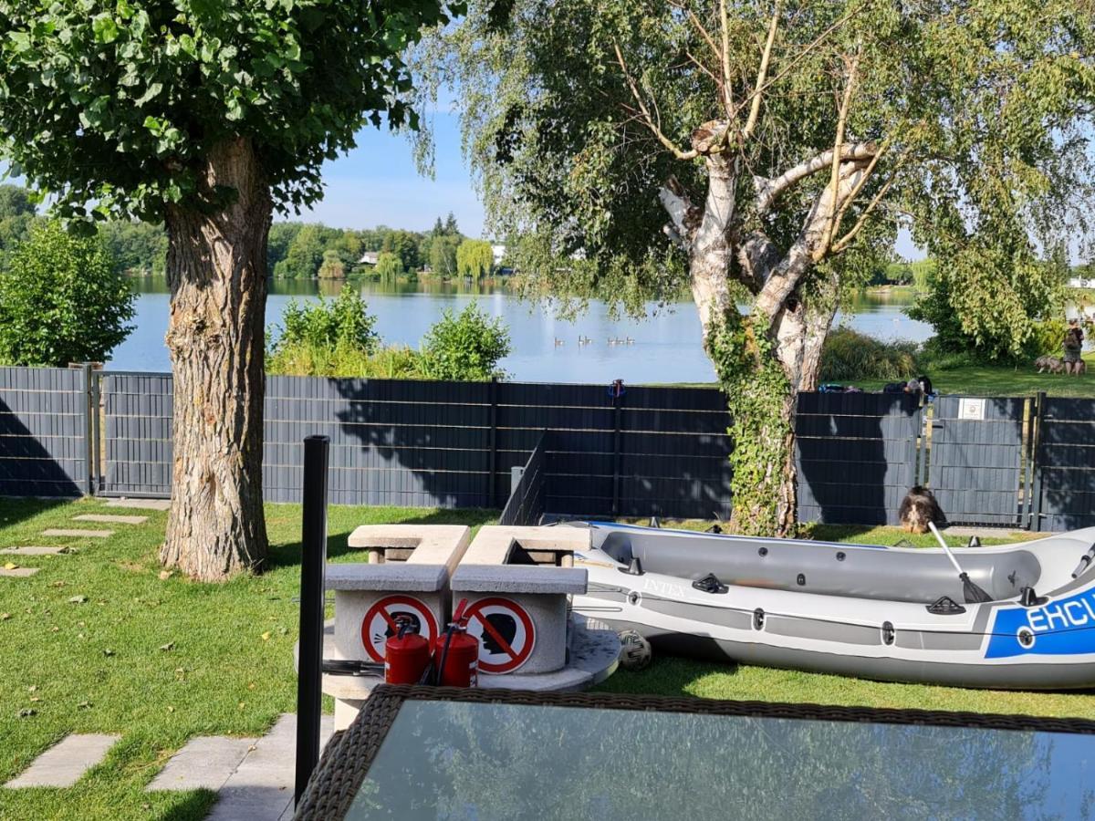 Ferienhaus Am See-2 Hungen Kültér fotó